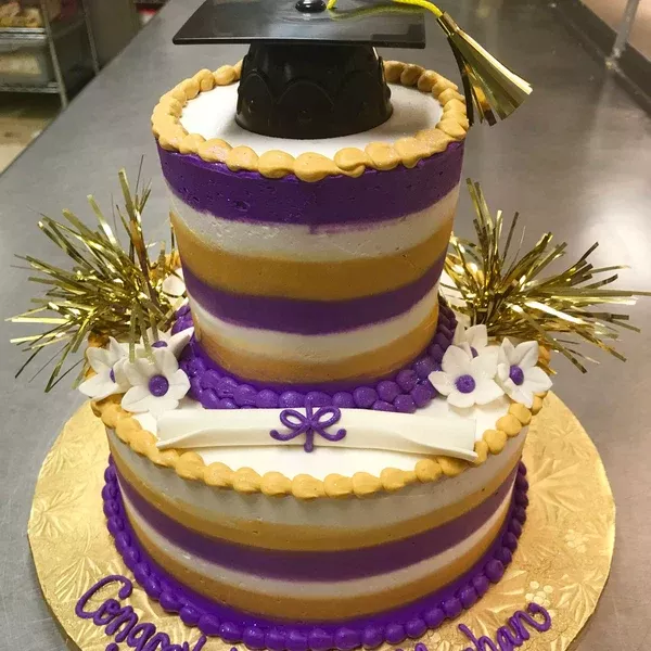 7-4" Smear Grad Tiered Cake