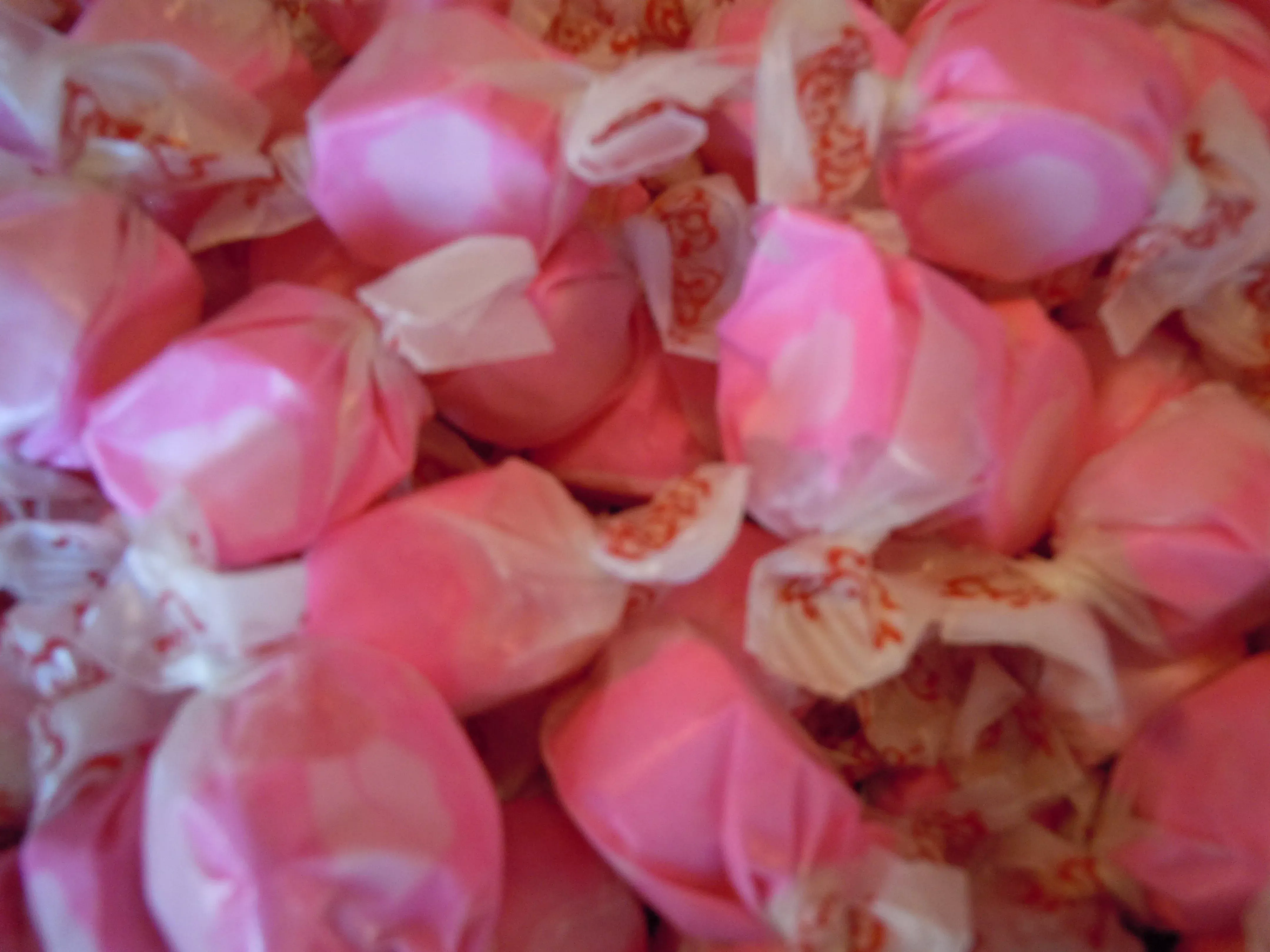 Bubble Gum Taffy
