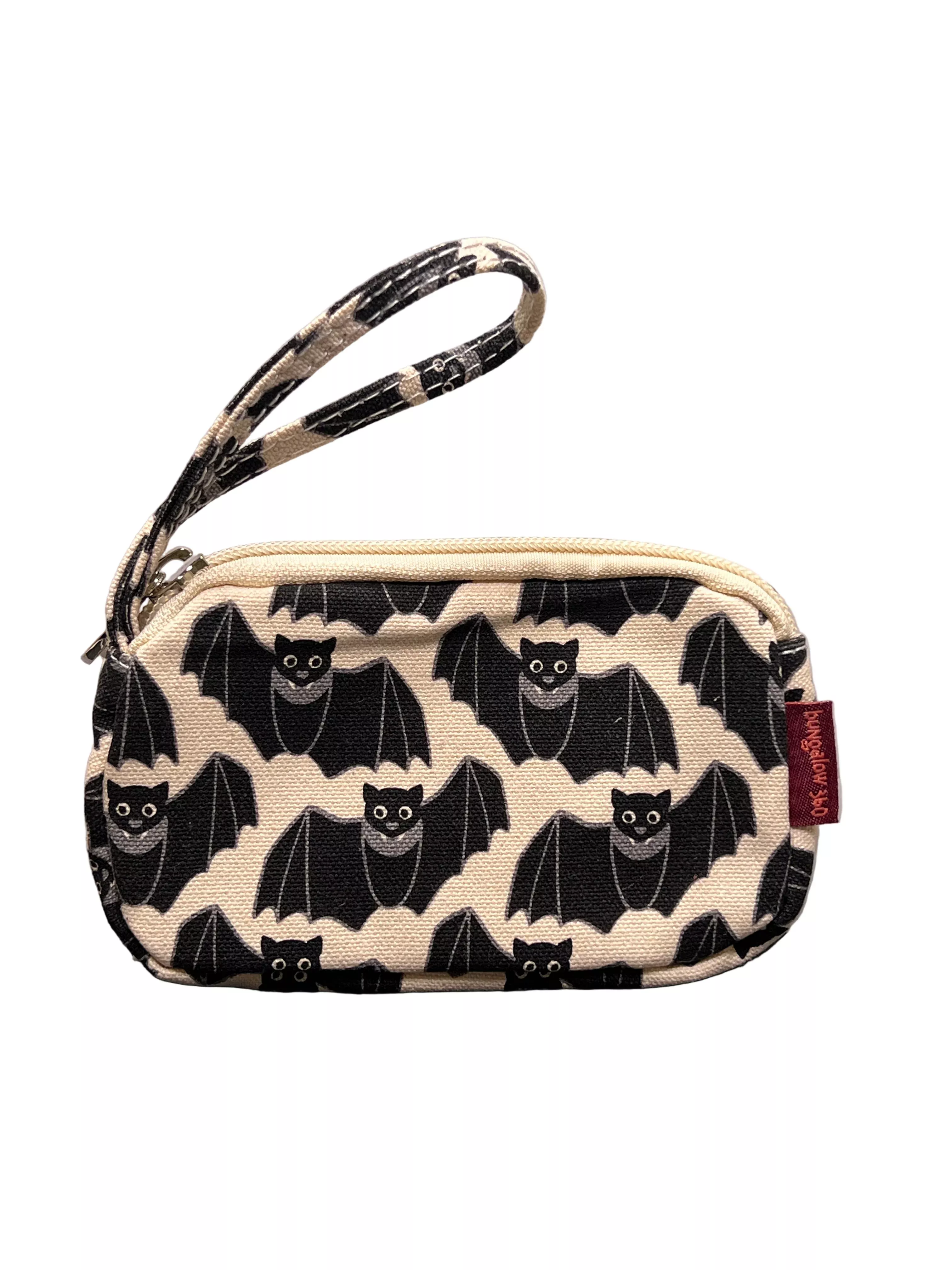 Bungalow360 - Clutch "Bat"
