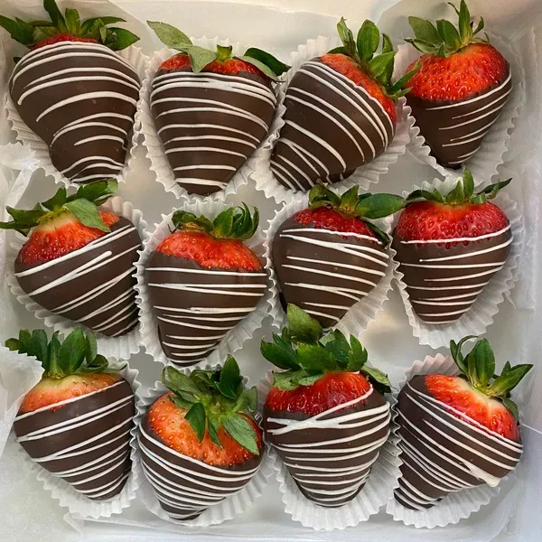 Chocolate Dipped Strawberry 12 pack Box