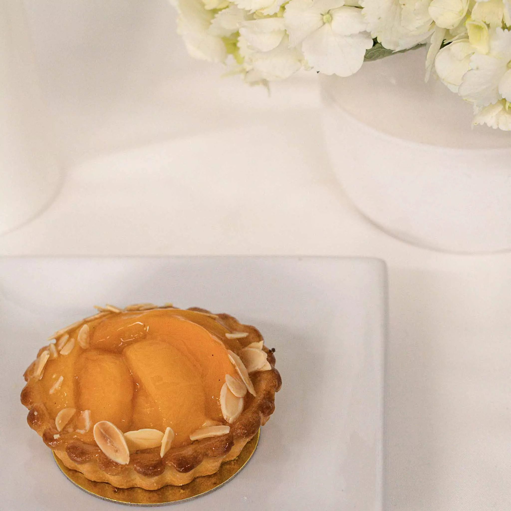 INDIVIDUAL PEACH TART