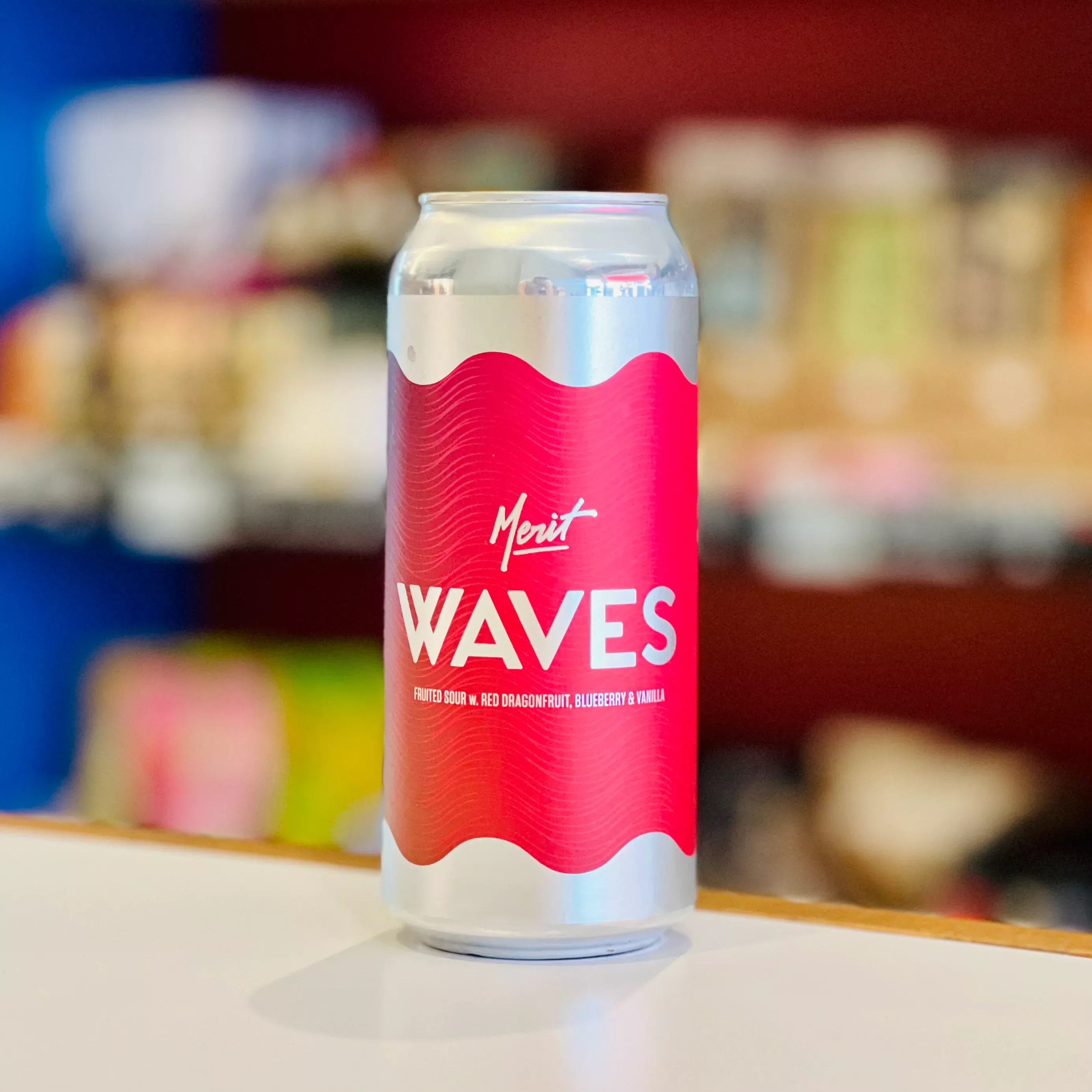 Waves (Dragon Fruit & Blueberry)